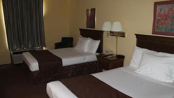 Premium bedding, soundproofing, iron/ironing board, free WiFi