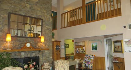 Americourt Hotel