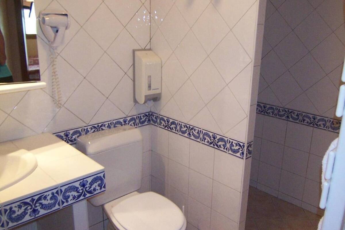 free toiletries, hair dryer, towels