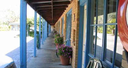 Balnarring Village Motor Inn