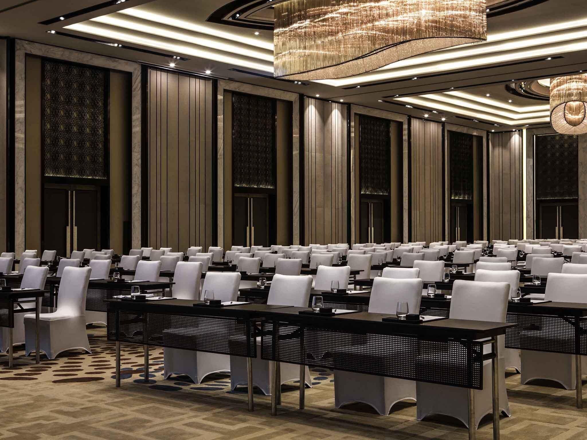 Meeting facility