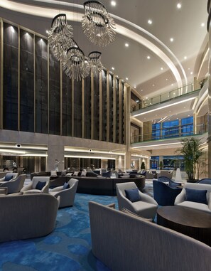 Wine bar, garden views, open daily - Pullman Shanghai Xuhui (Shanghai)