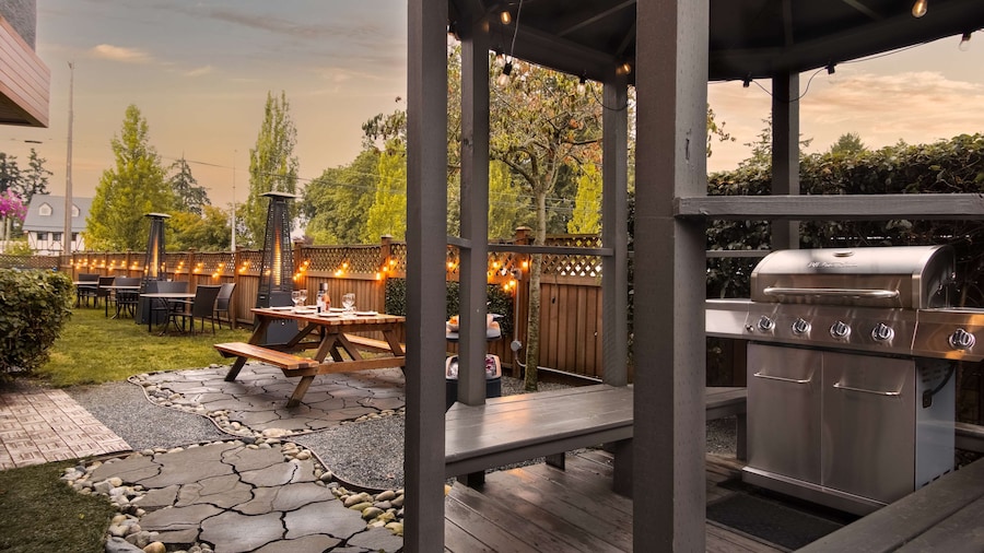 Coast Parksville Hotel