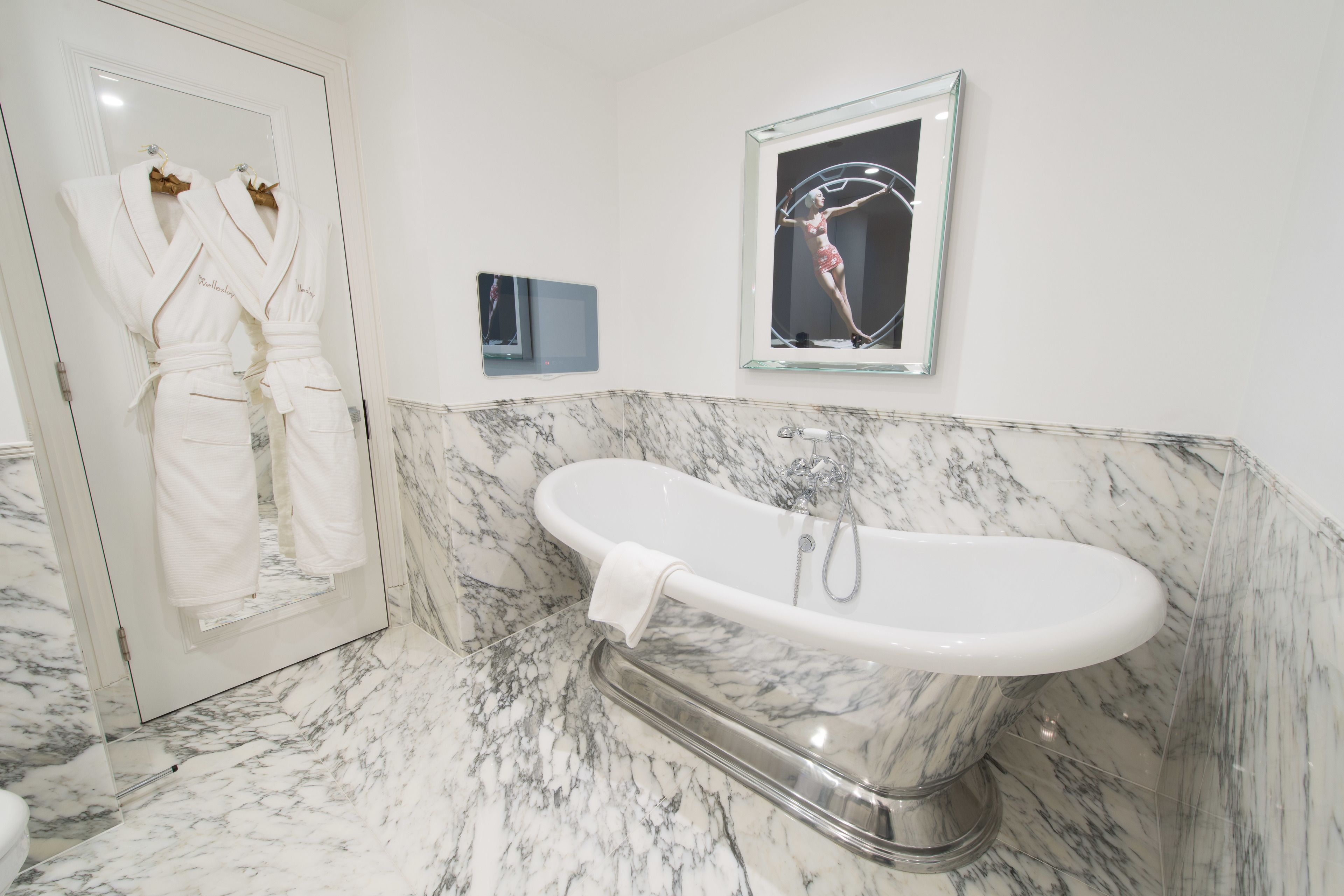 Photo - The Wellesley, a Luxury Collection Hotel, Knightsbridge, London