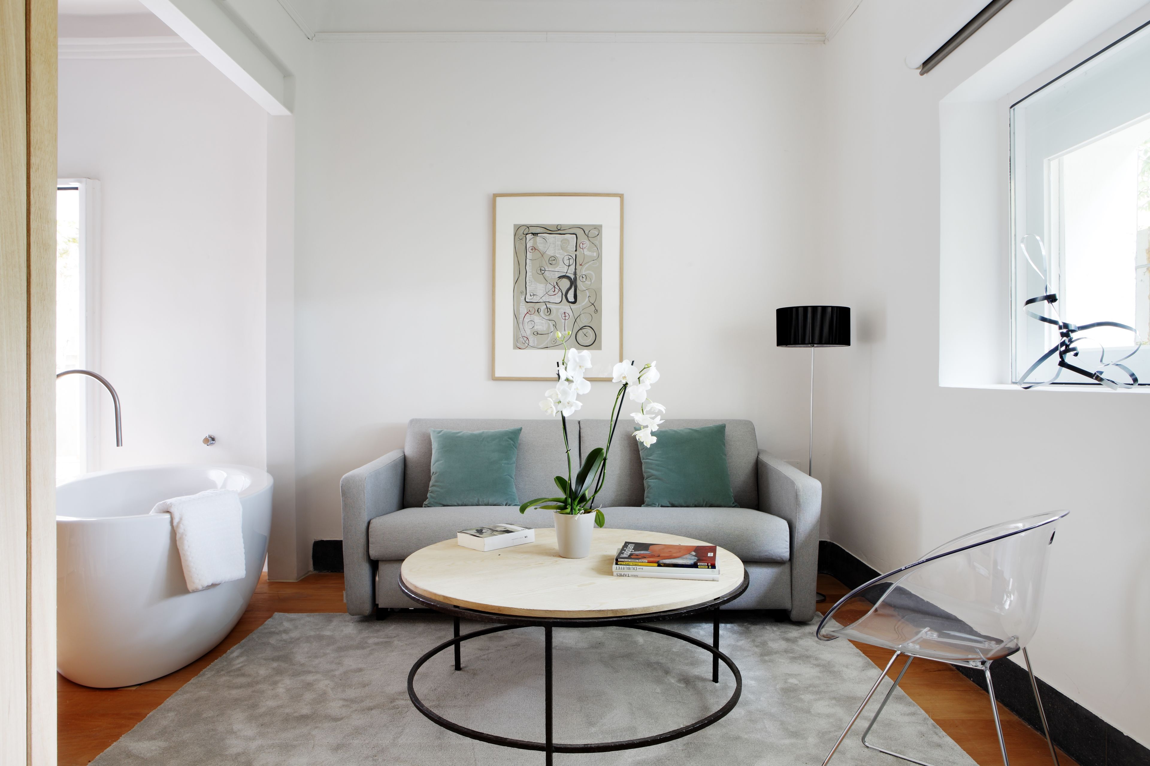 Coffres-forts dans les chambres, bureau, Wi-Fi gratuit, draps fournis