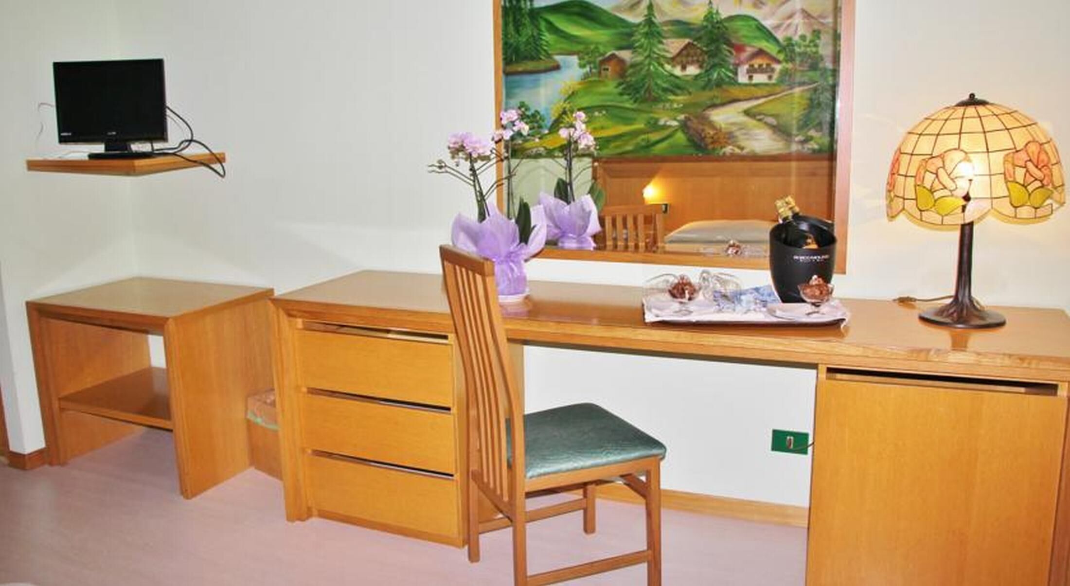 Bureau, draps fournis