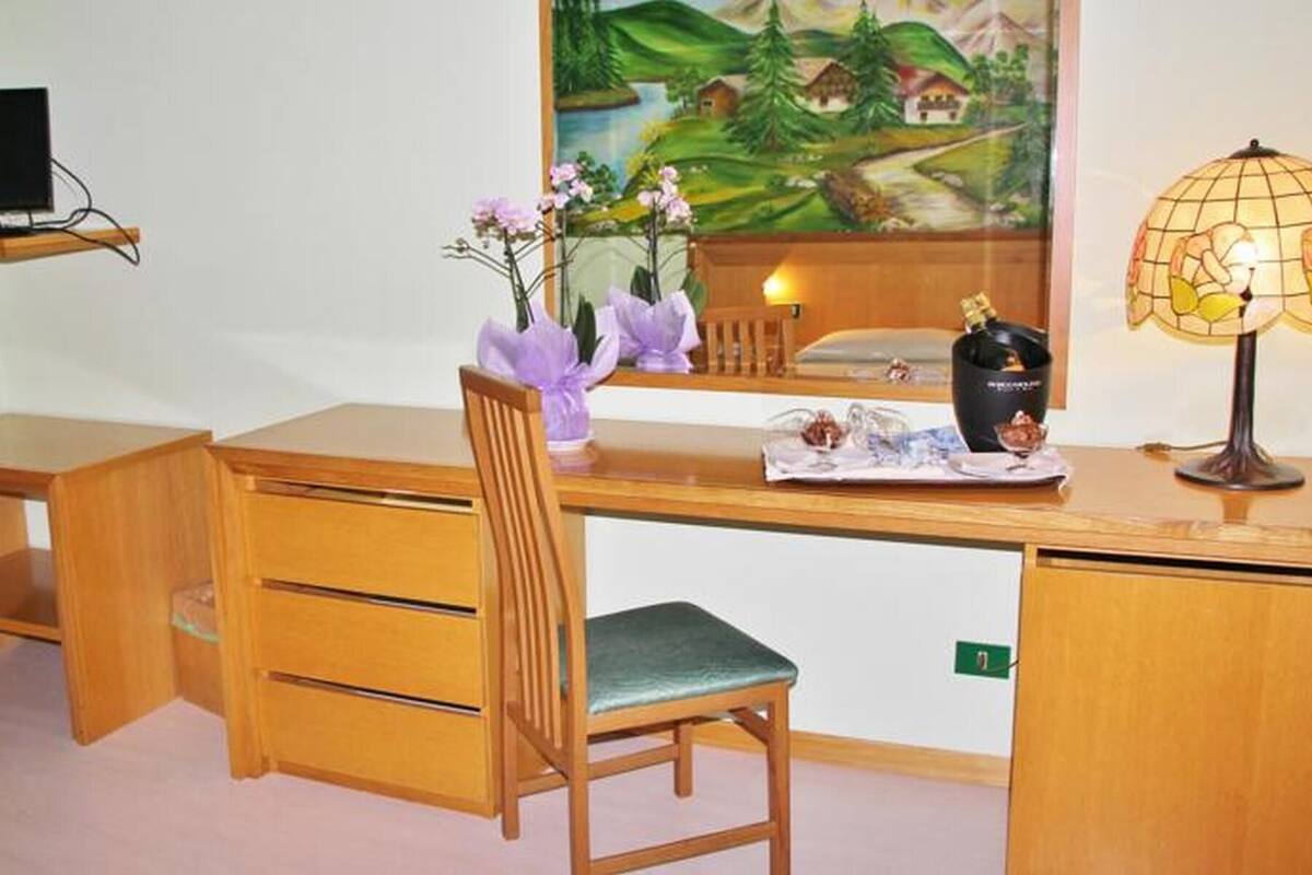 Bureau, draps fournis