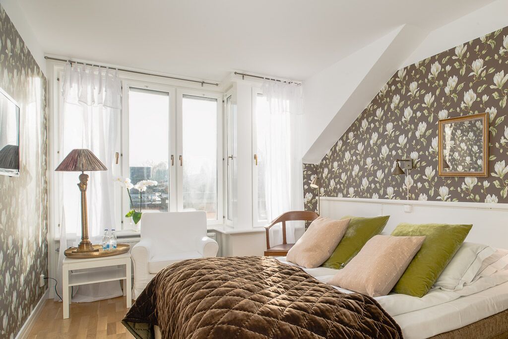 classic double room | individually decorated, individually furnished, free wifi, bed sheets