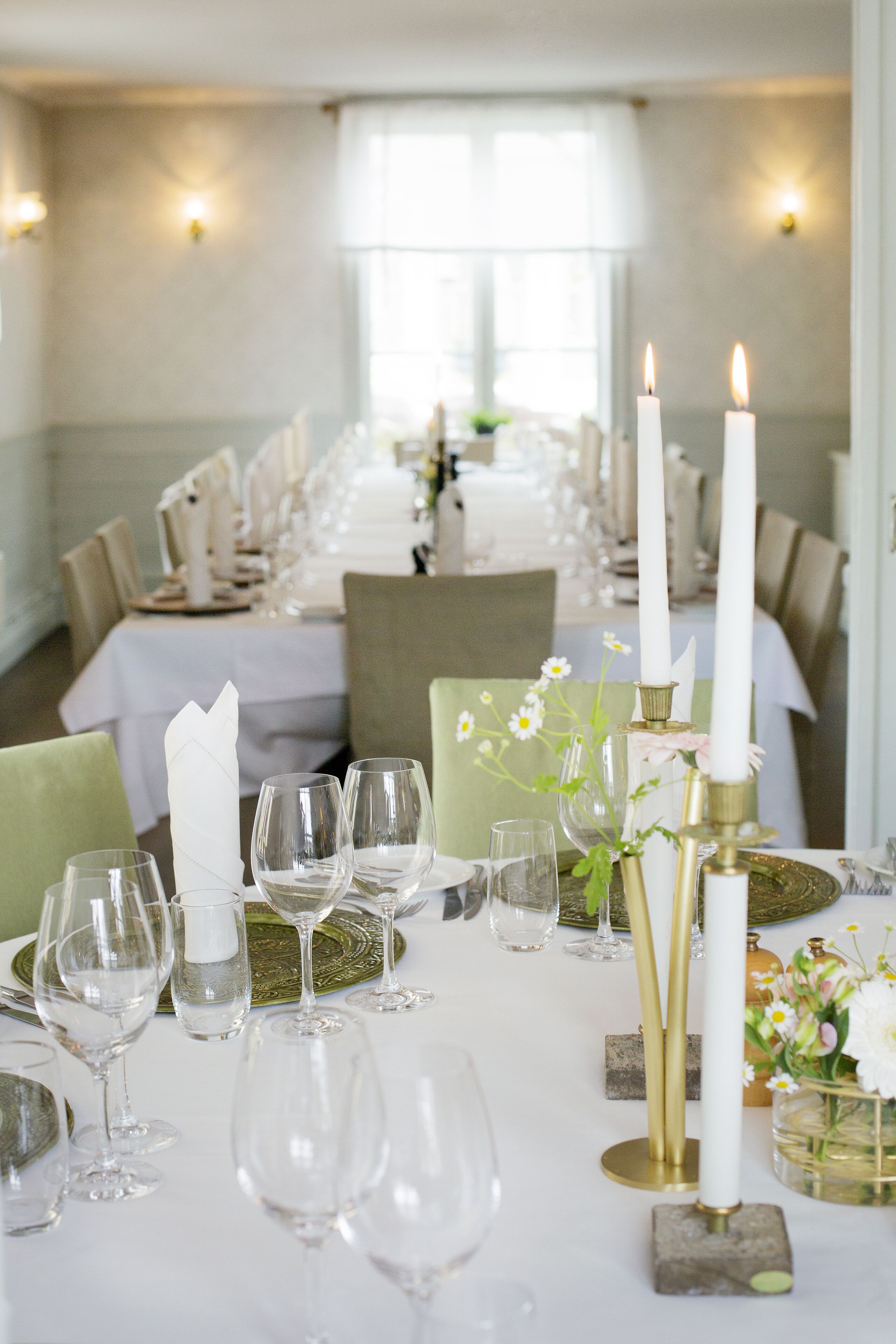 breakfast, lunch, dinner served; scandinavian cuisine, al fresco dining