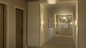 Premium bedding, in-room safe, desk, blackout drapes