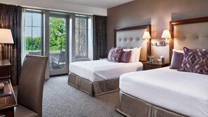 Premium bedding, in-room safe, desk, blackout drapes