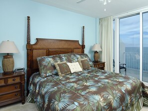 Condo, 2 Bedrooms, 2 Bathrooms, Sea Facing | Iron/ironing board, free WiFi