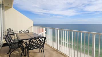 Condo, 2 Bedrooms, 2 Bathrooms, Sea Facing | Balcony