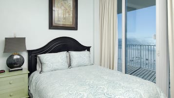 Condo, 3 Bedrooms, 2 Bathrooms, Sea Facing | Iron/ironing board, WiFi (free)