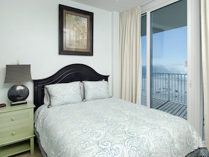 Condo, 3 Bedrooms, 2 Bathrooms, Sea Facing | Iron/ironing board, free WiFi