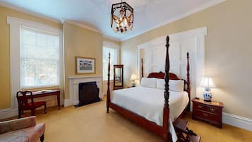 1 bedroom, individually decorated, individually furnished, desk