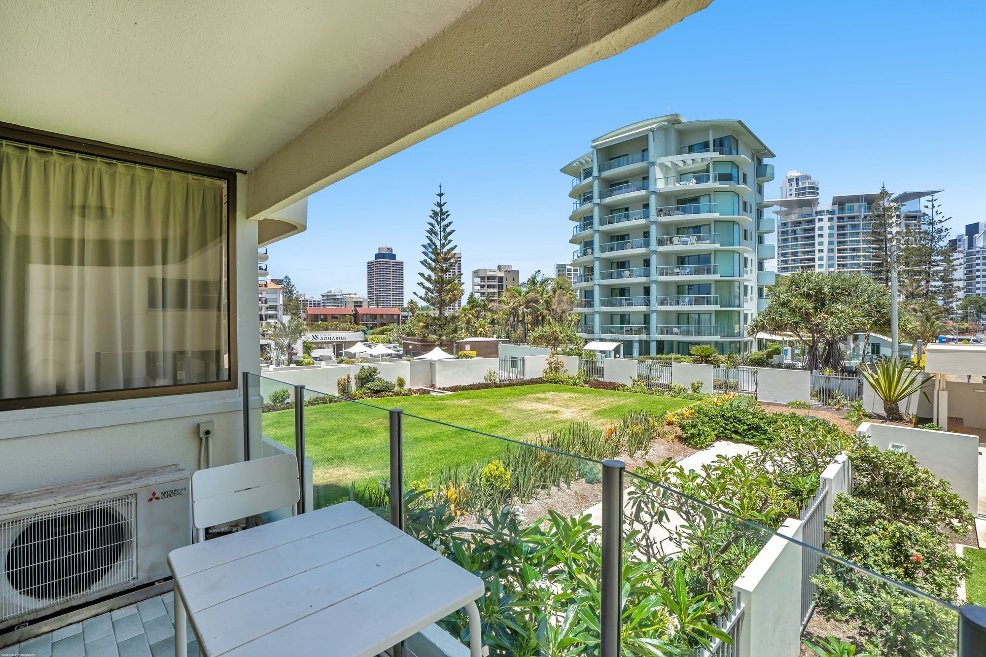 Foto - Dorchester On The Beach