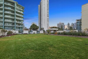 Front of property - Dorchester on the Beach  (Surfers Paradise)