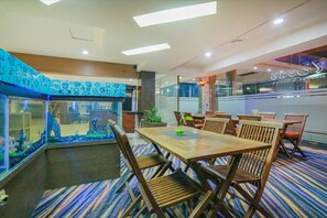 Lounge - Hotel Marlin Pekalongan by Dafam Hotels (Wiradesa)