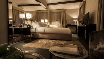 DOM Suite Terrace | 1 phòng ngủ, bộ trải giường bằng vải Frette của Ý