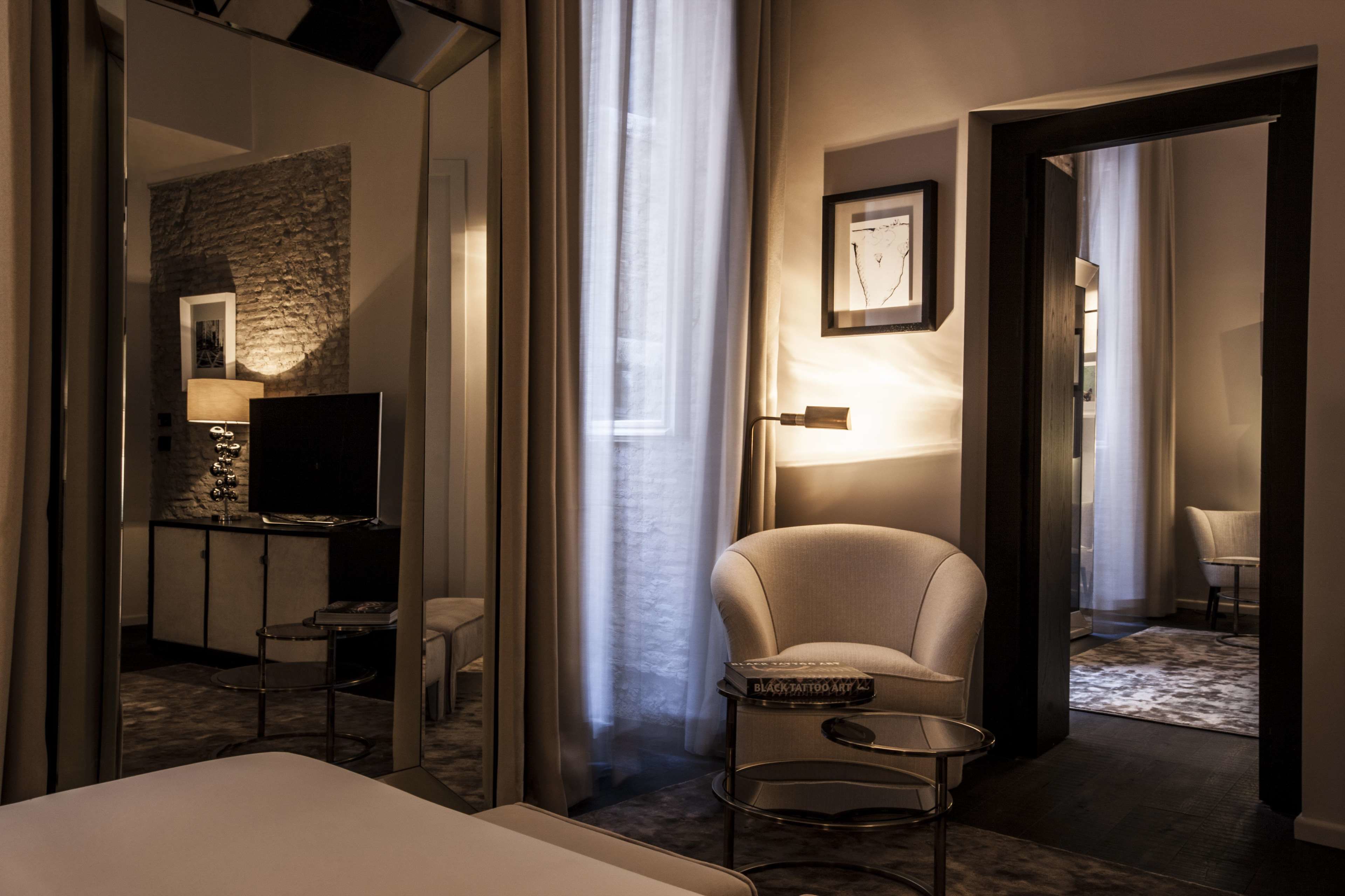 suite | 1 bedroom, frette italian sheets, premium bedding, down duvets