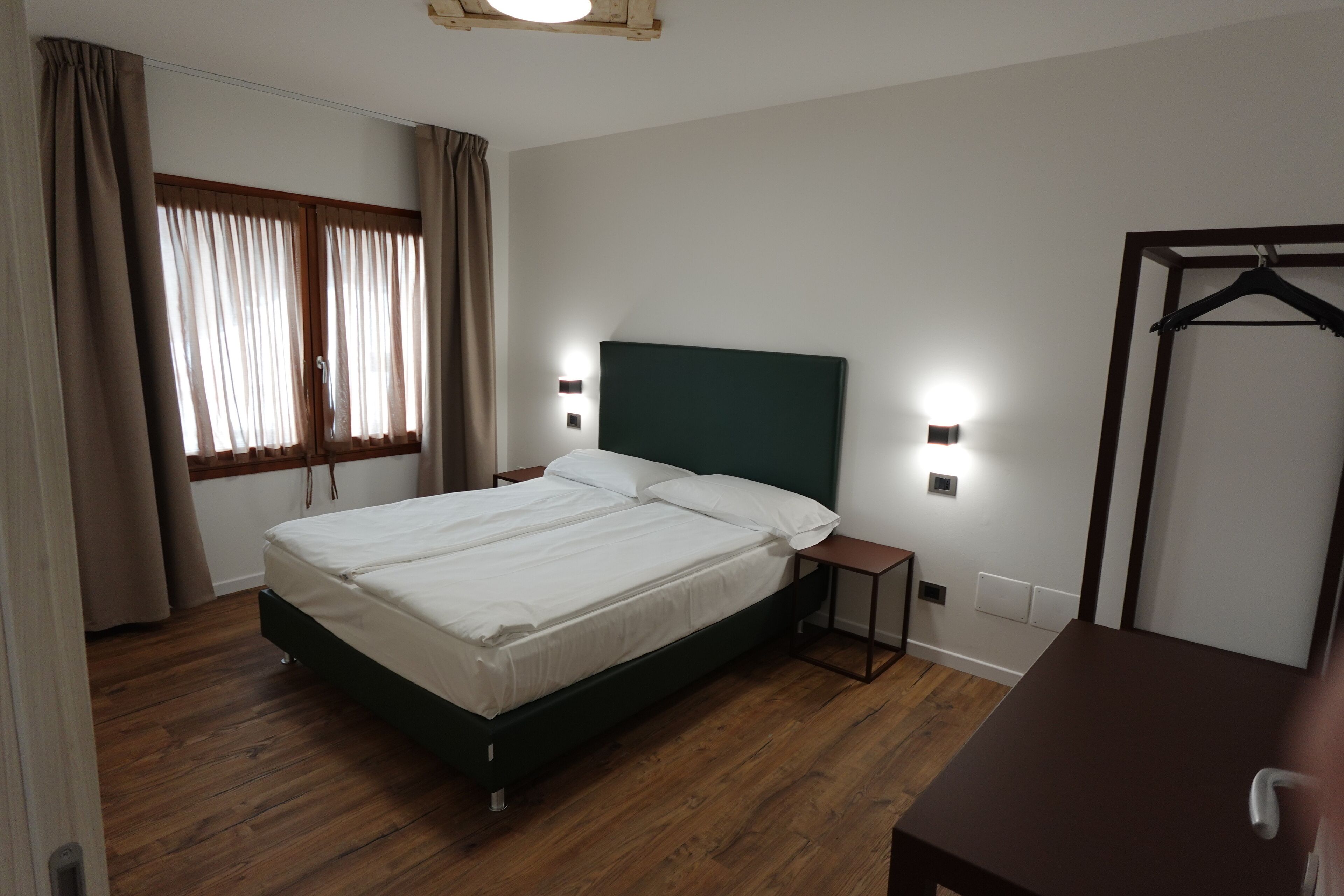 客房内保险箱、免费 WiFi、床单