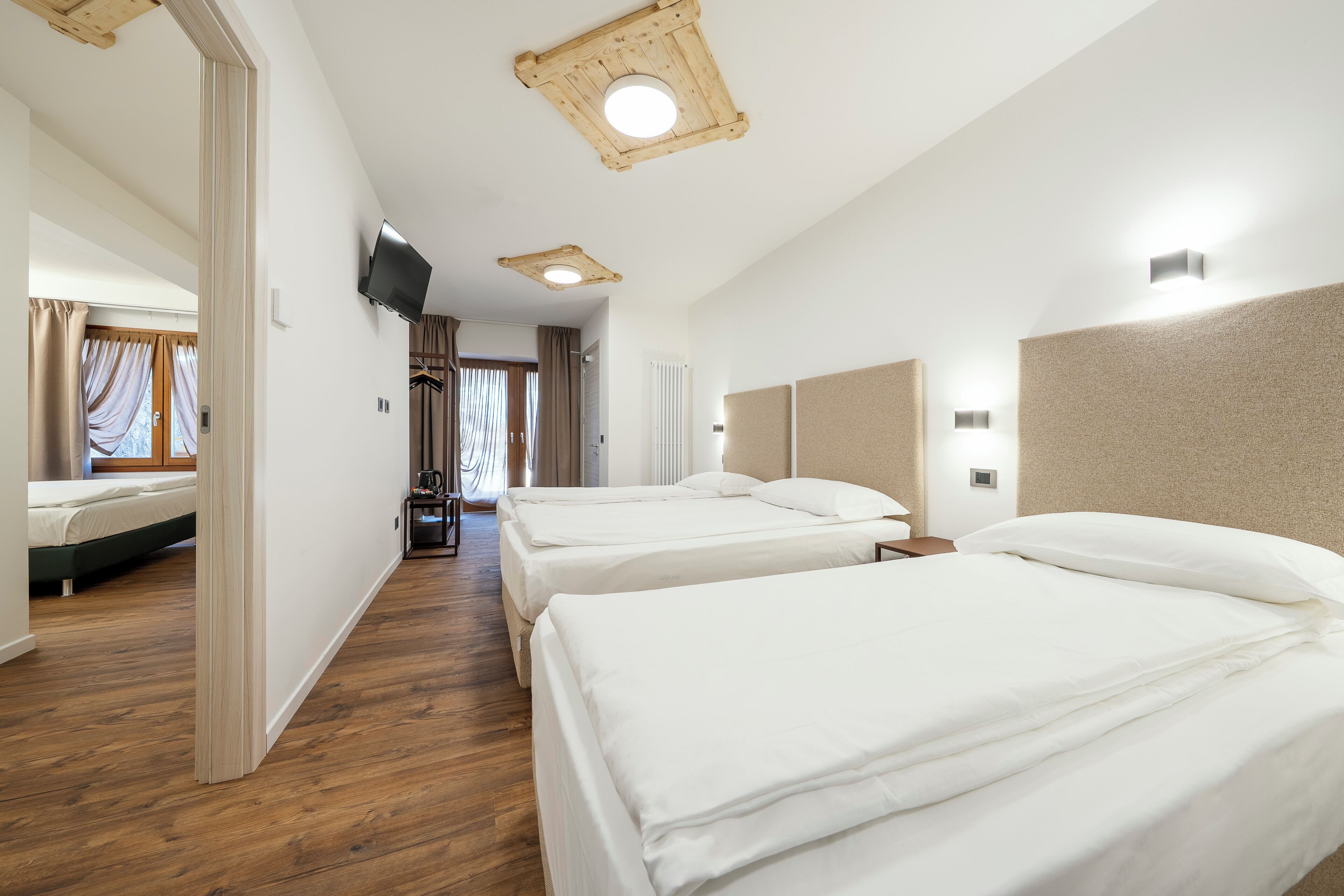 객실 내 금고, 무료 WiFi, 침대 시트