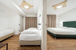 In-room safe, free WiFi, bed sheets