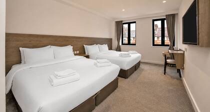 The Manor Park Hotel