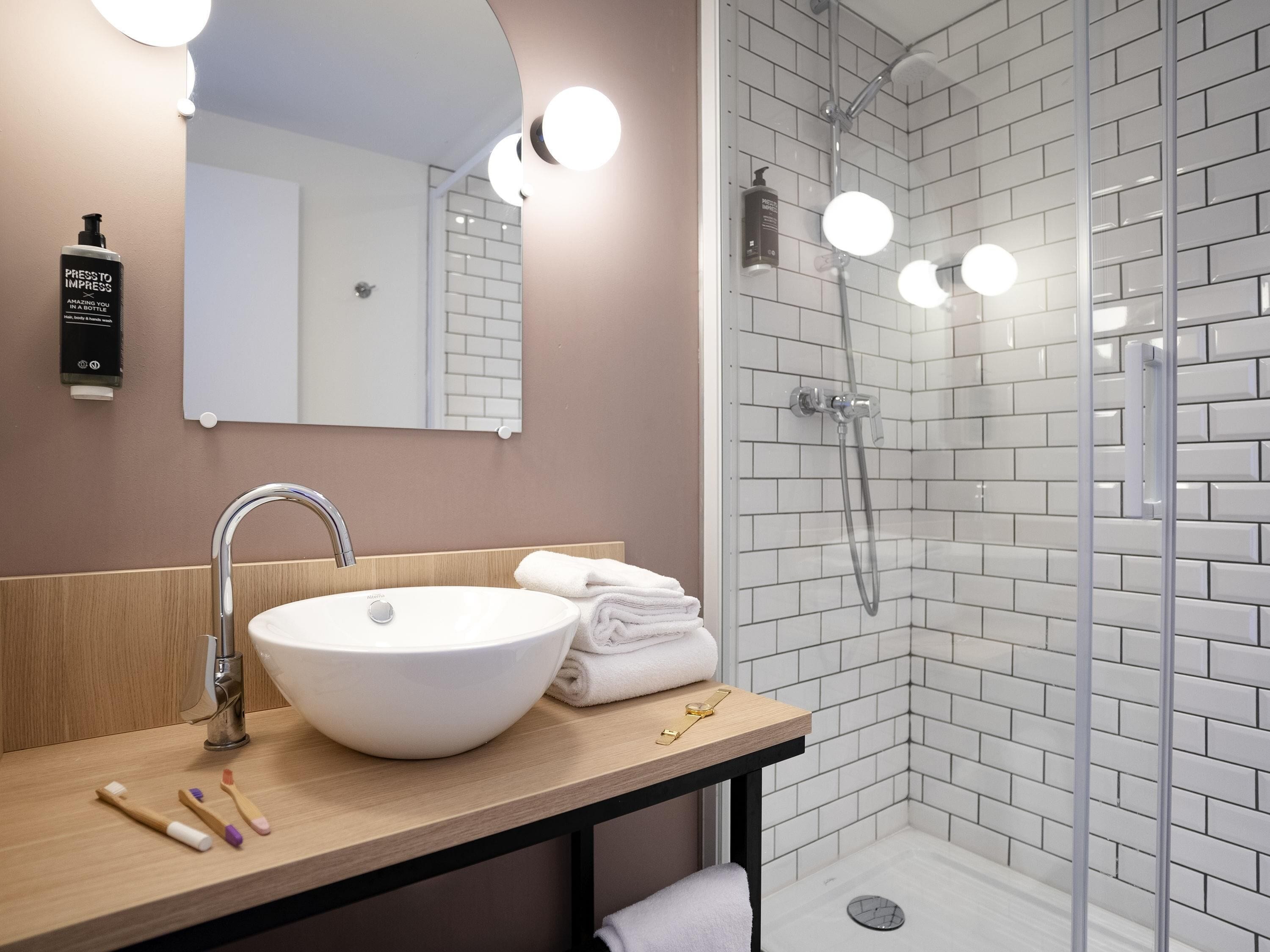 Foto - ibis Styles Lille Neuville en Ferrain