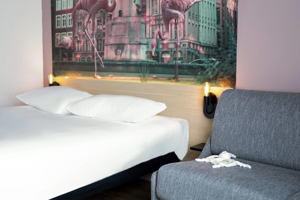 Standard Room, 1 Double Bed with Sofa bed