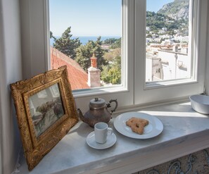 Interior detail - Villa Silia (Capri)