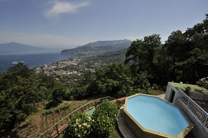 Seasonal outdoor pool - Sycamore Hill B&B (Sorrento)