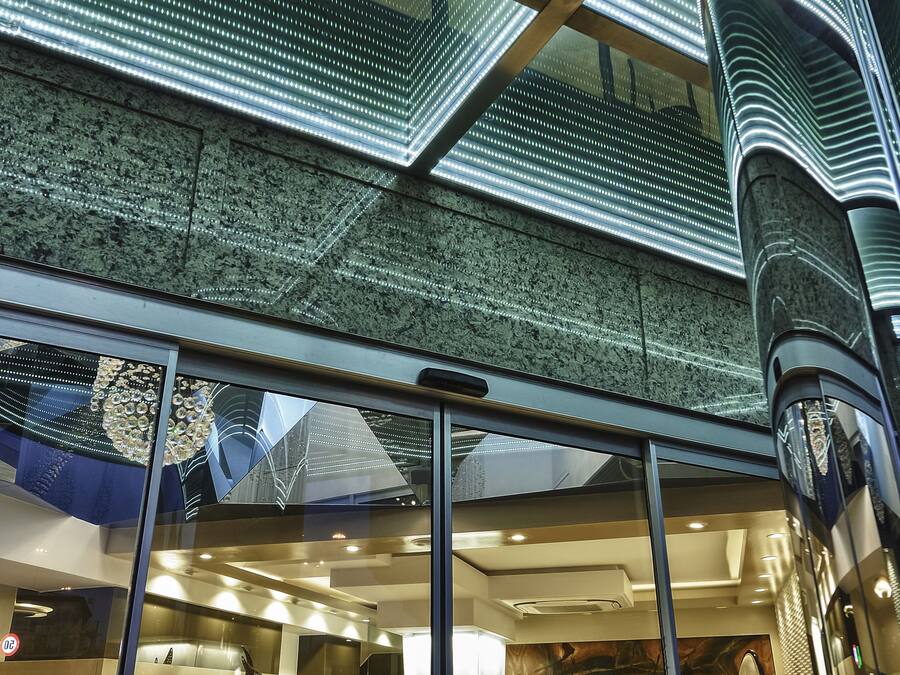 EntrĂ©e de lâhĂ©bergement