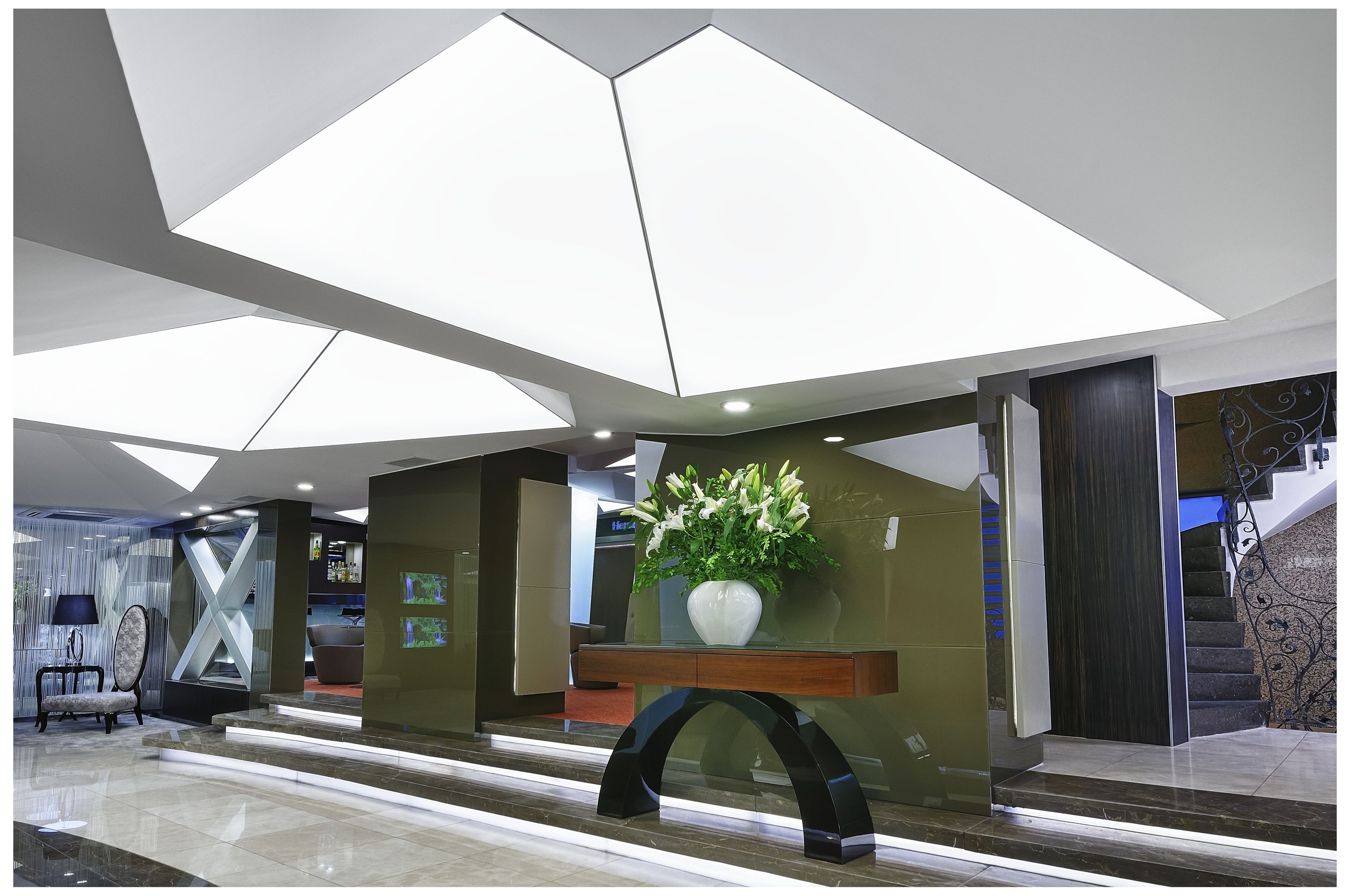 Photo - Cartoon Hotel