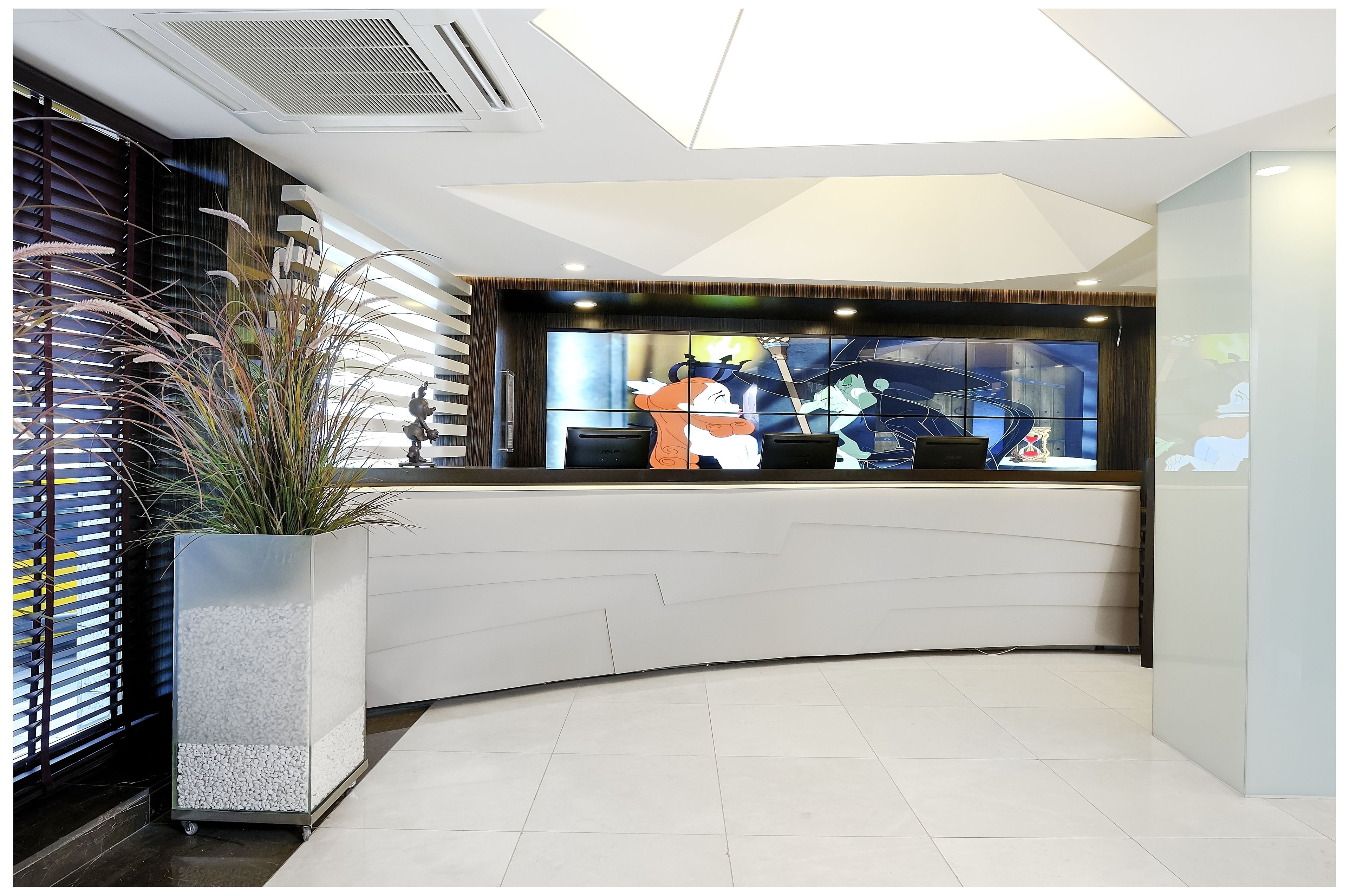 Photo - Cartoon Hotel