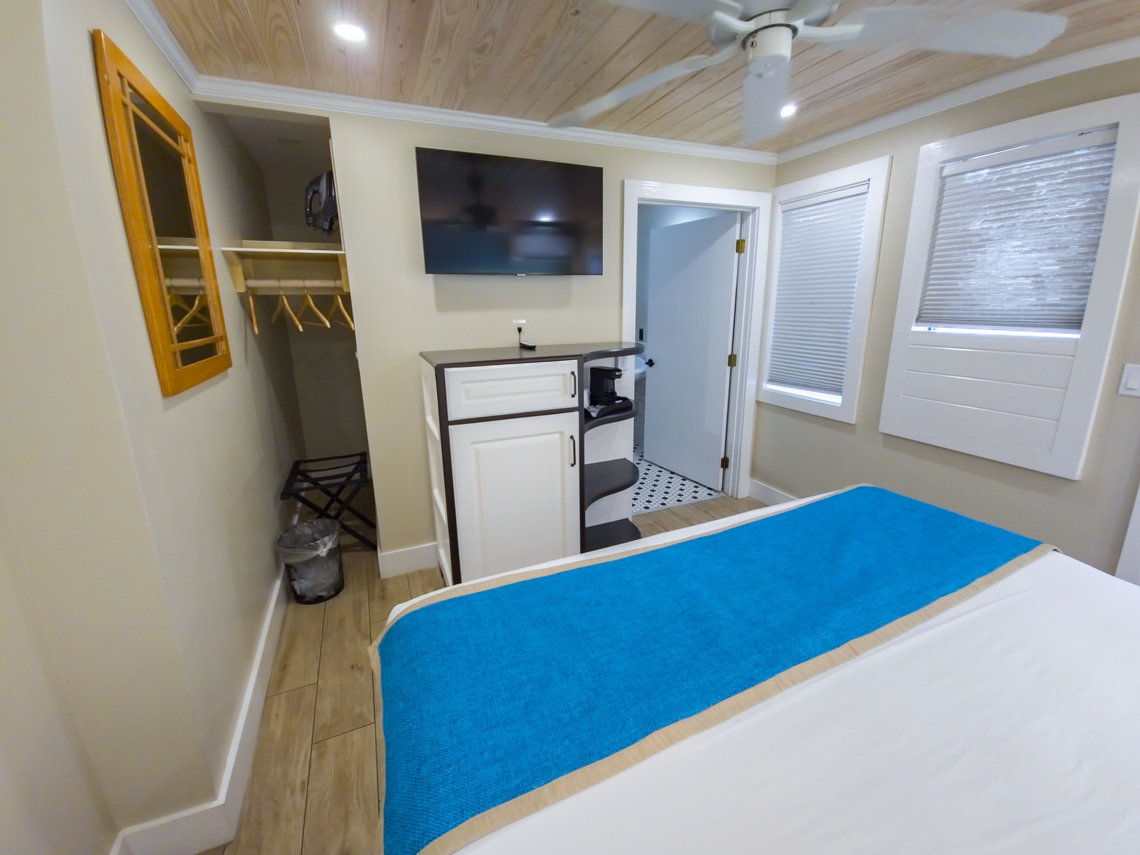 Photo - Seashell Motel