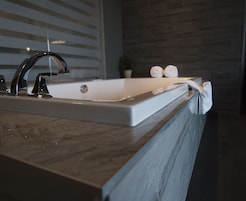 Bañera profunda