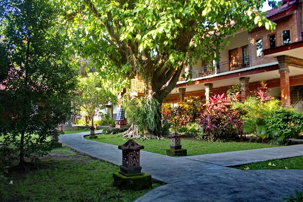 Property grounds - Puri Pangeran Hotel Yogyakarta (Yogyakarta)