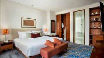 Jambuluwuk Suite | Premium bedding, in-room safe, desk, blackout curtains
