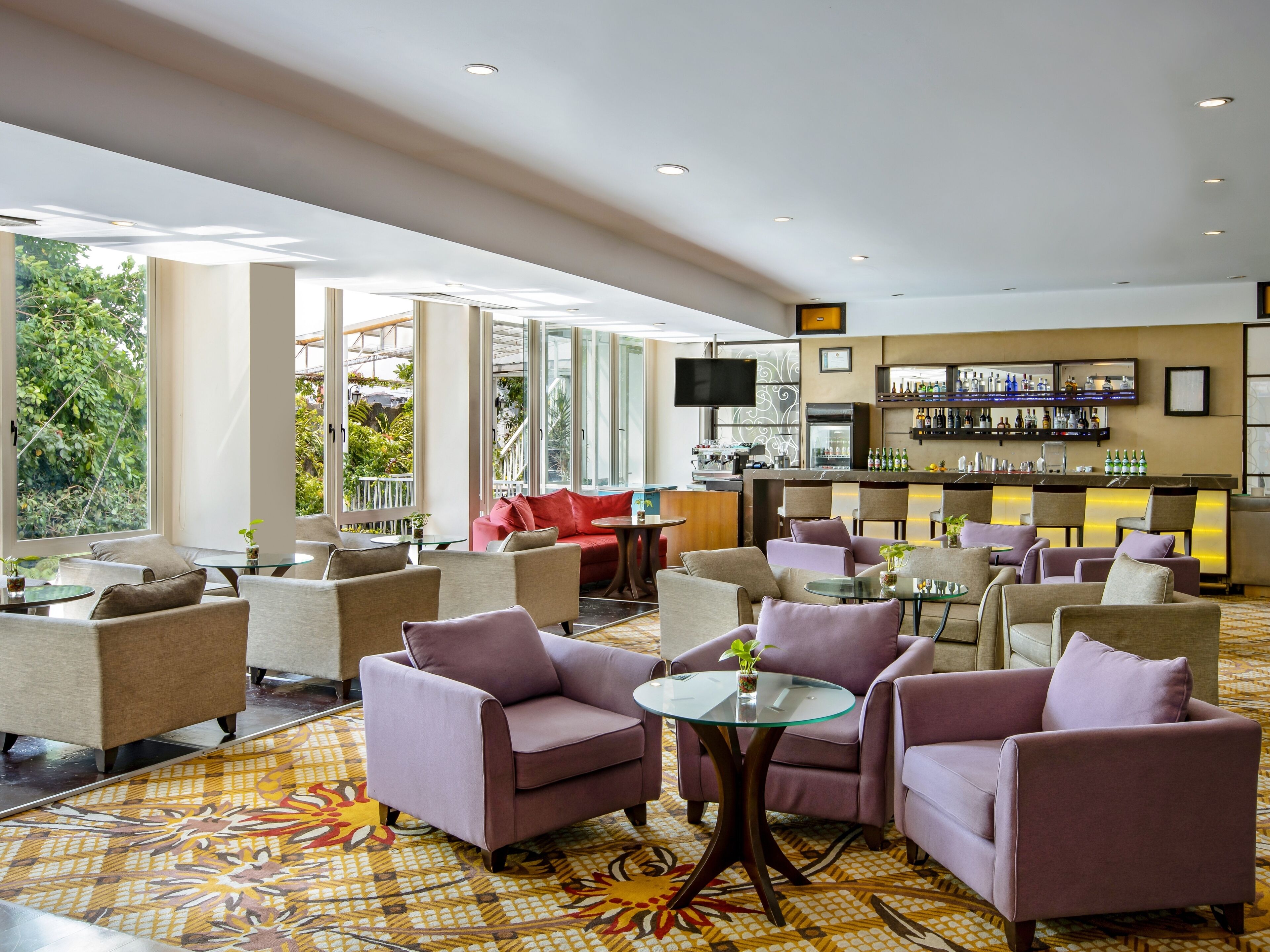 2 barer/lounger og bassengbar