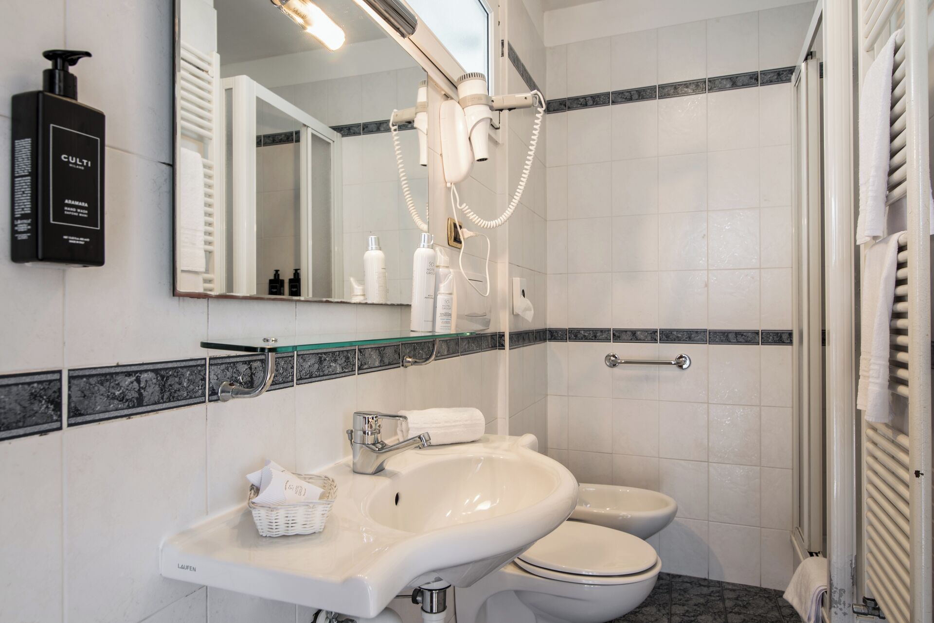 classic double or twin room | bathroom | shower, hair dryer, bidet, towels