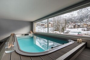 Turkish bath, body treatments, facials, 1 treatment room