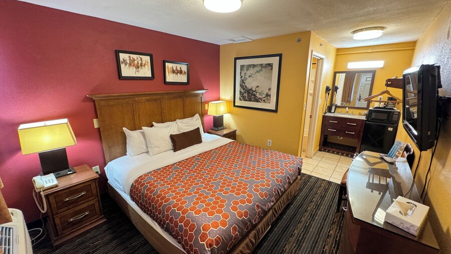 The Royal Victorian Motel