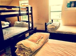 Memory-foam beds, free WiFi - Whitefish Hostel (Whitefish)
