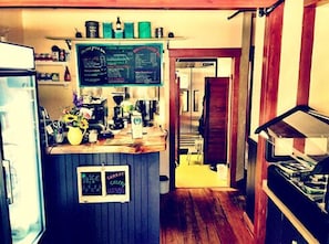 Dining - Whitefish Hostel (Whitefish)