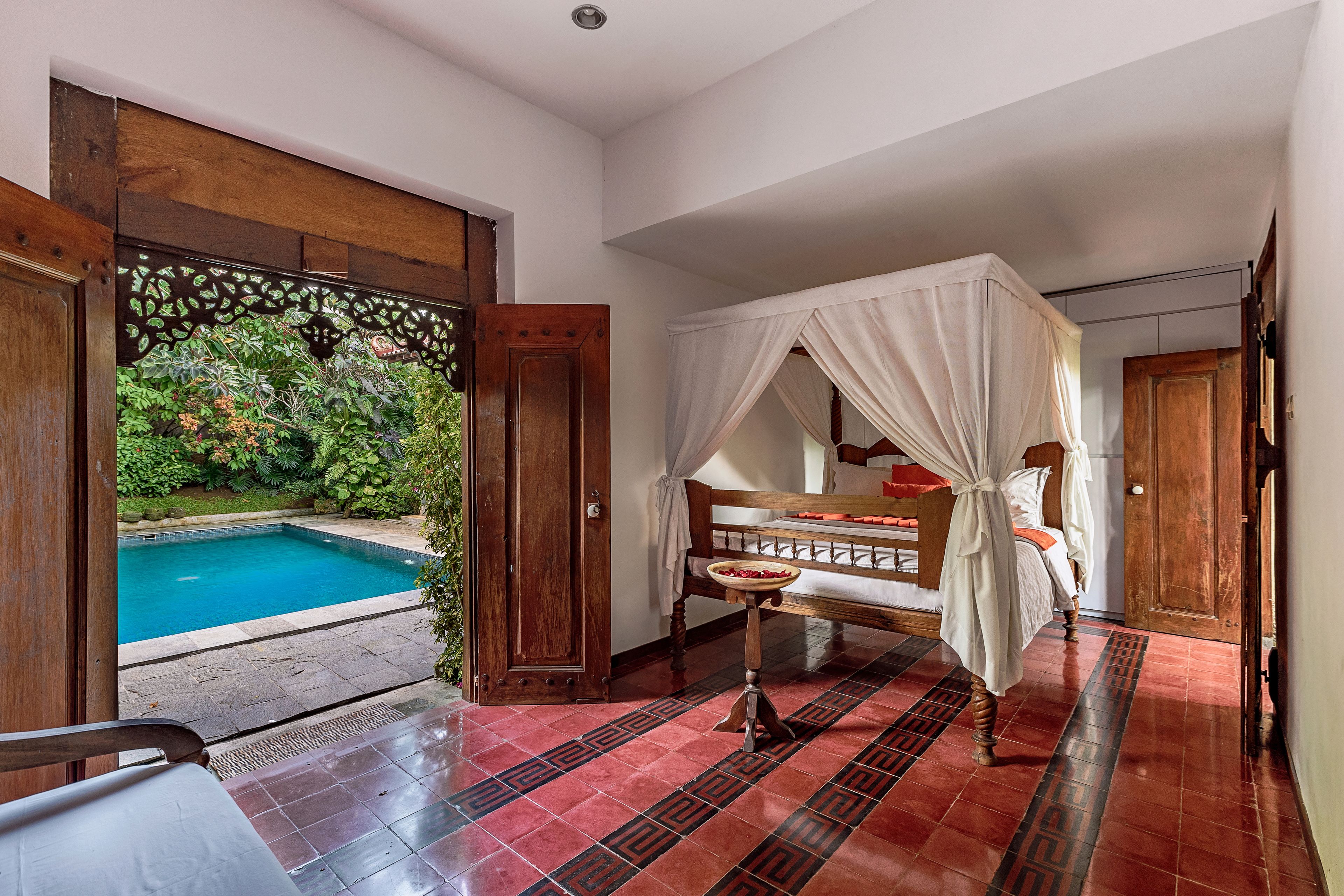 Villa Mulyono, Private Pool | Premium bedding, free minibar, in-room safe, desk
