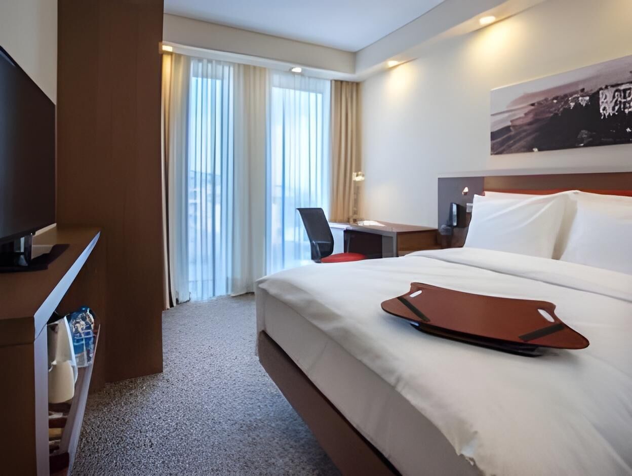 Minibar, in-room safe, blackout drapes, soundproofing