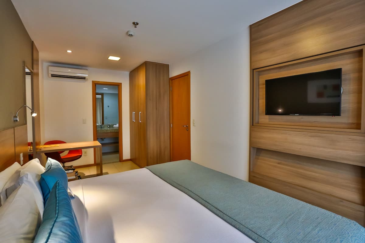 Suite Supérieure, 1 lit double et 1 canapé-lit | Minibar, coffres-forts dans les chambres, bureau