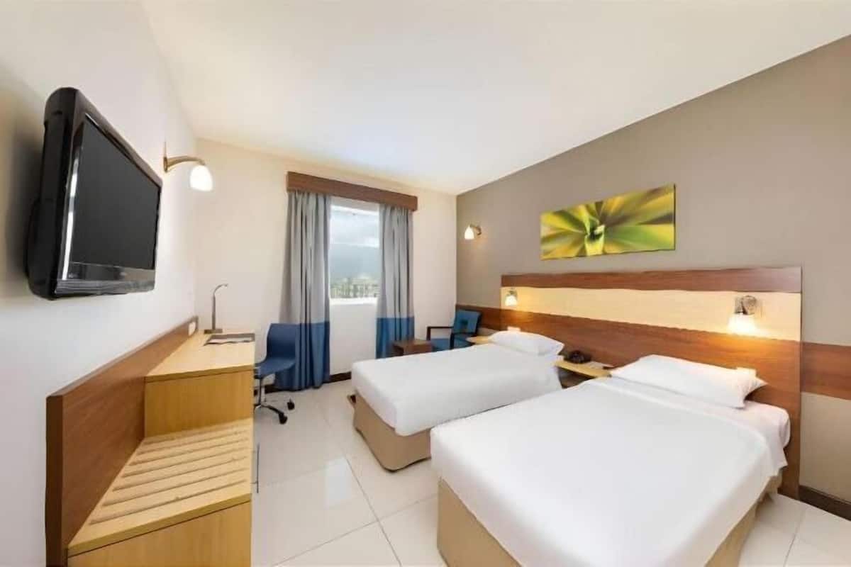 In-room safe, desk, iron/ironing board, free WiFi